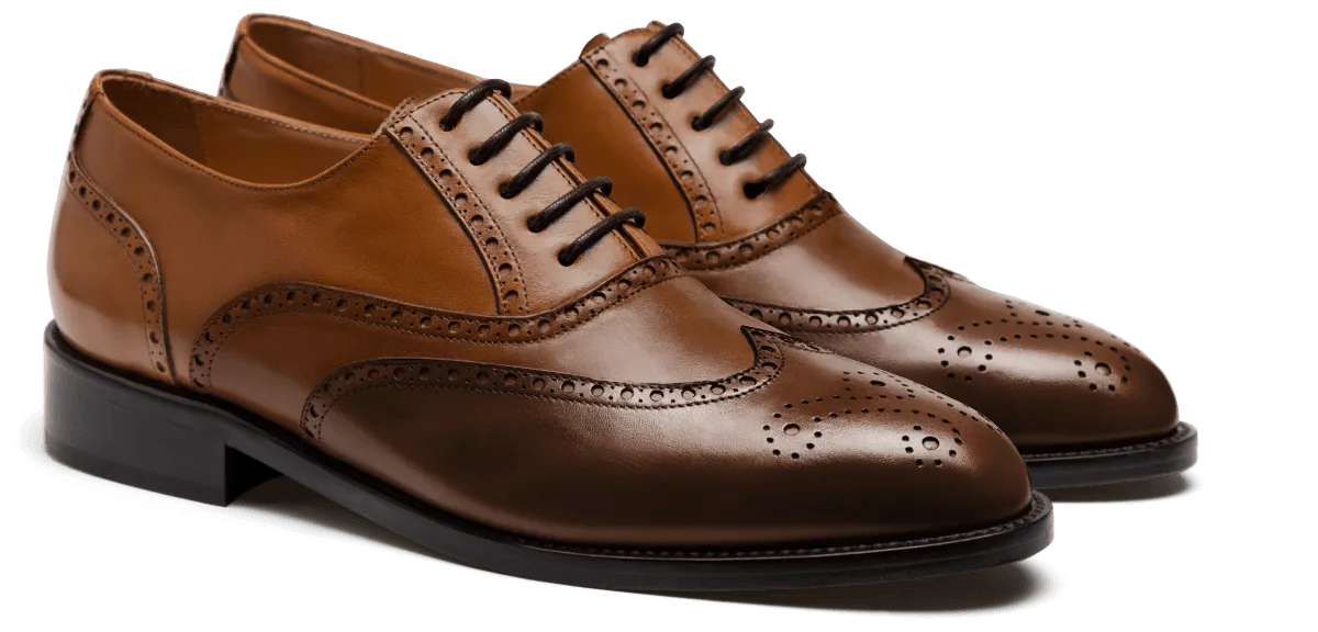 Brogue Shoes in brown leather