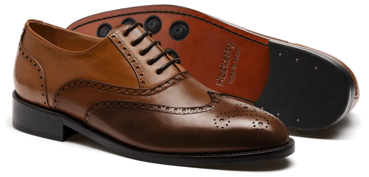 Brogue Shoes in brown leather