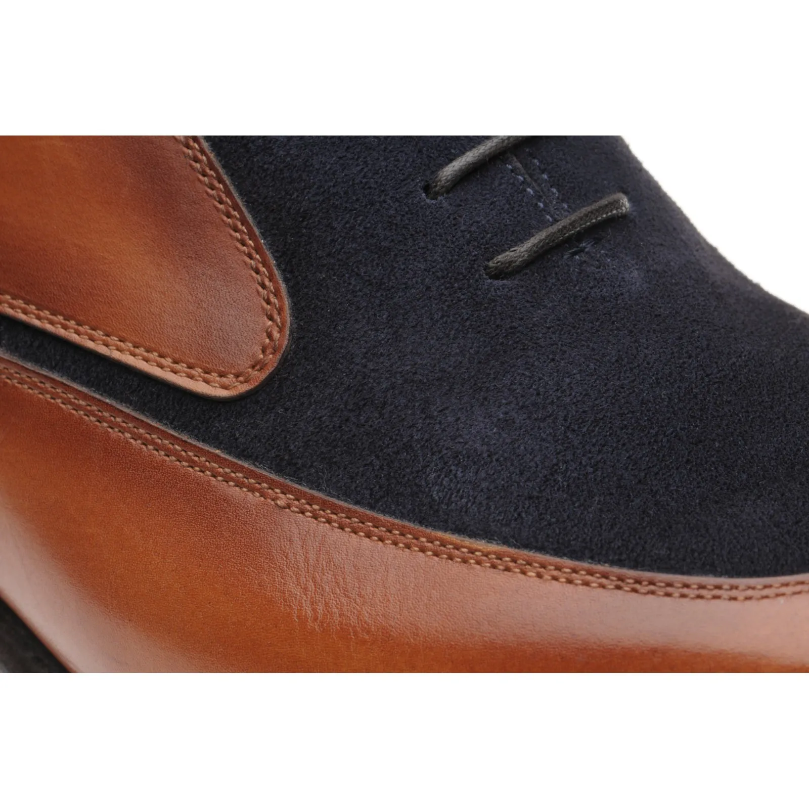 Farnborough two-tone formal shoes