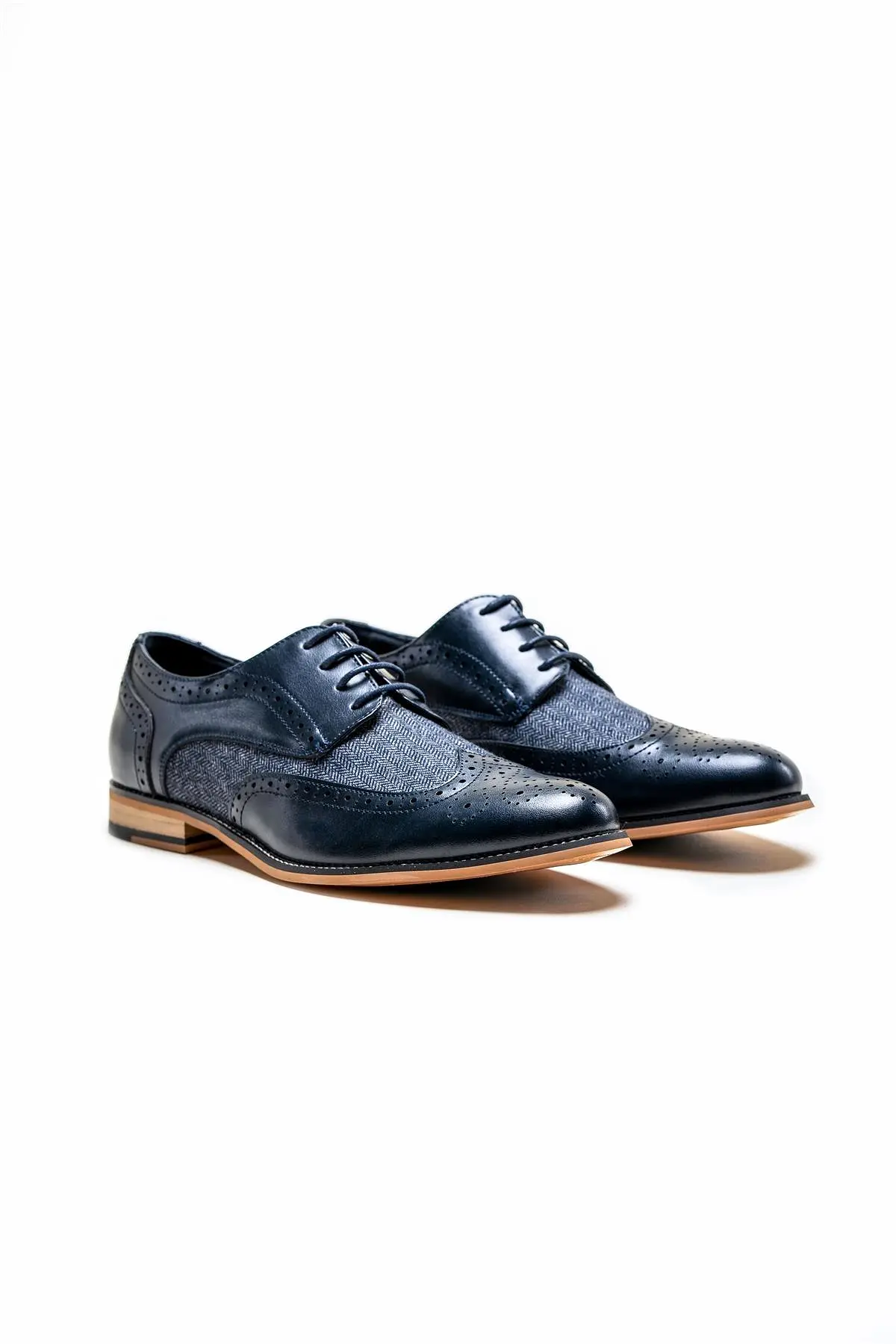 Horatio Tweed Brogue Shoes