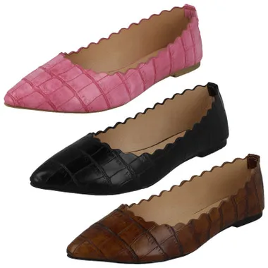 Ladies Spot On Pointed Toe Ballerinas F80457