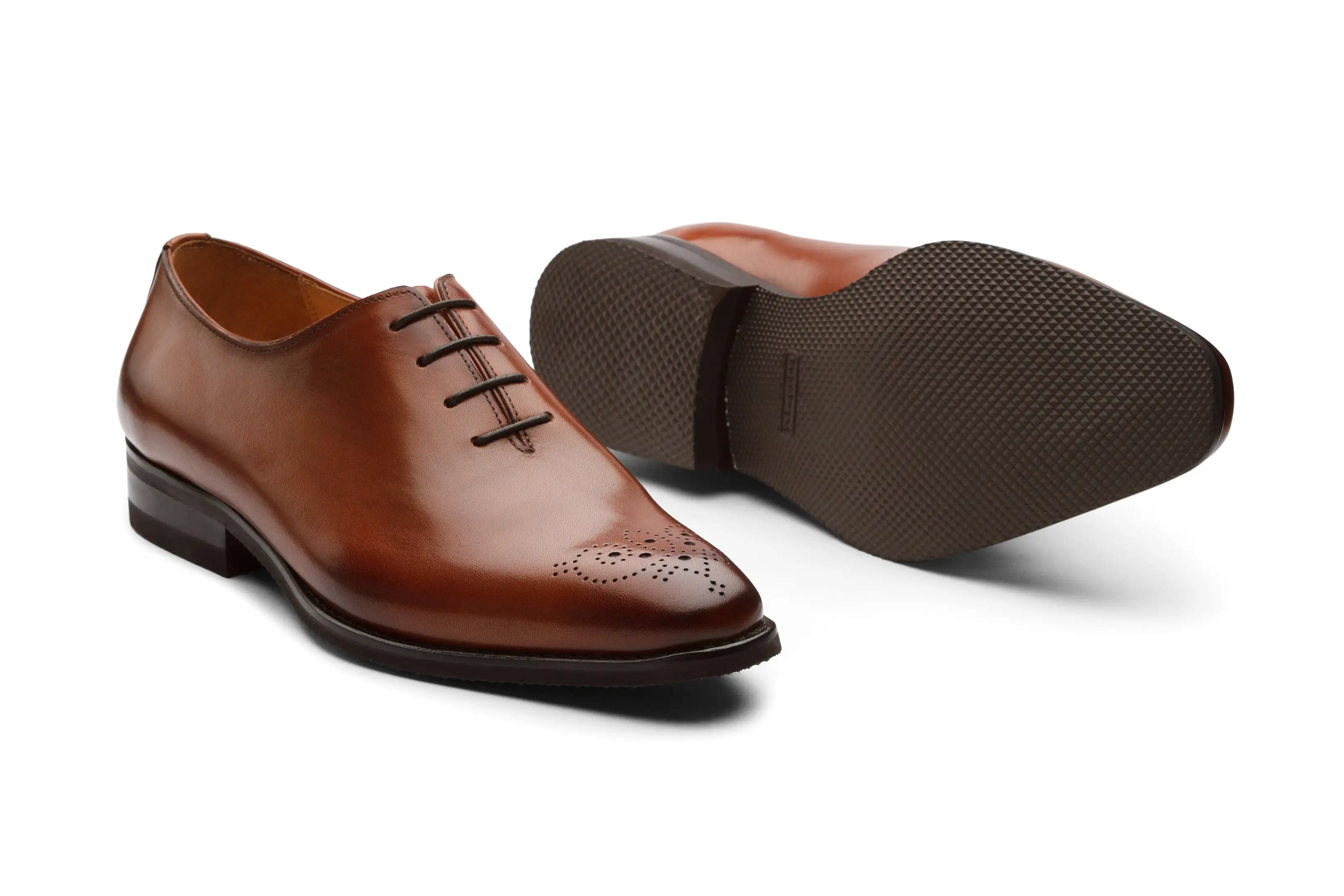 Medallion Wholecut Oxford Leather Shoes - Cognac