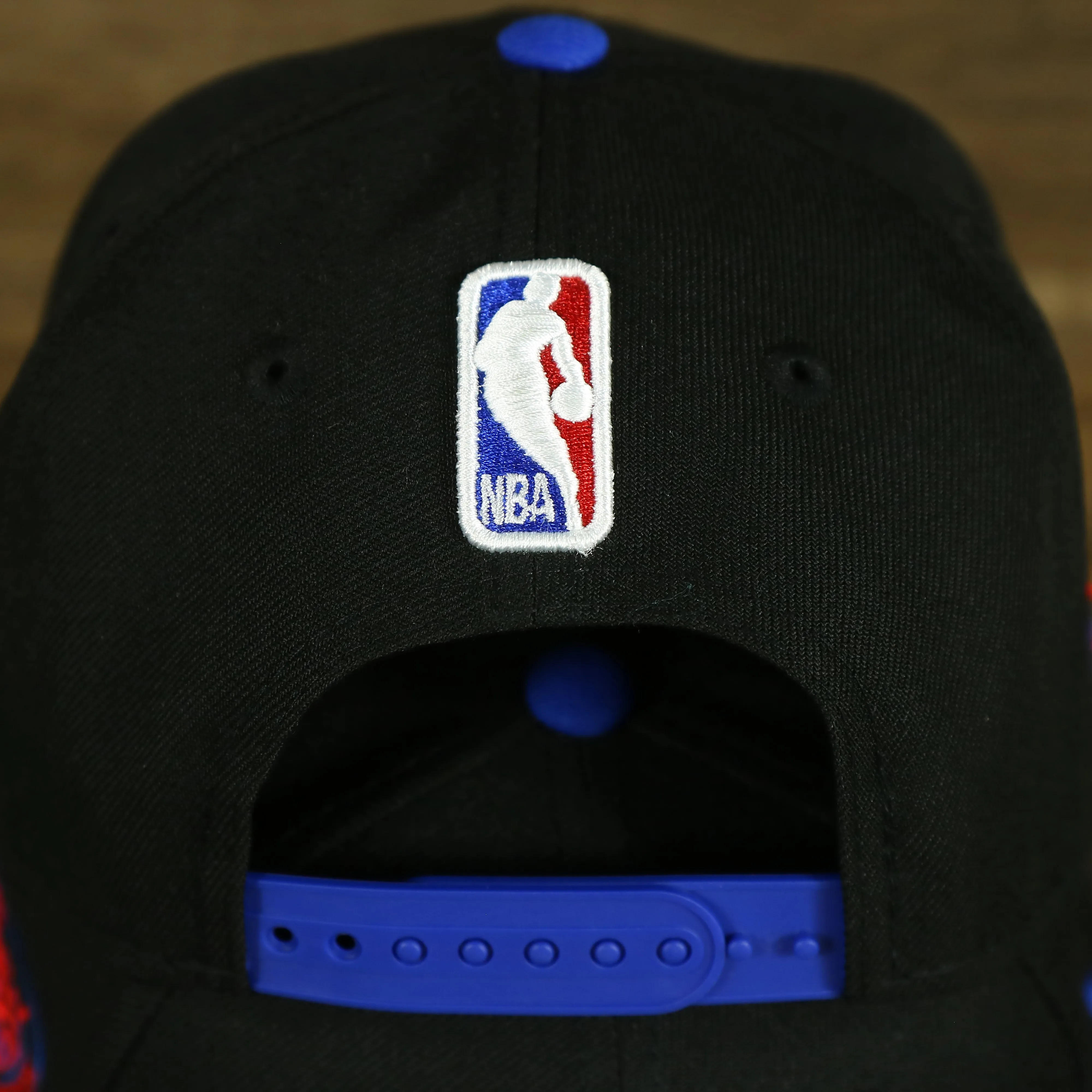 Philadelphia 76ers City Skyline Side Patch 9Fifty Youth Snapback Hat | Philadelphia Skyline 950