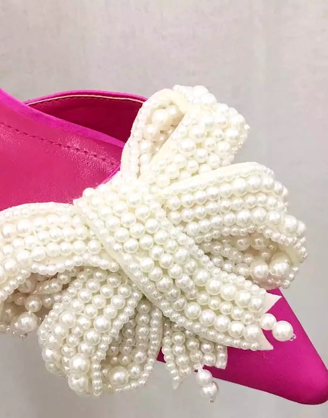 Pointed Toe Pearl Ribbon Silk Slides